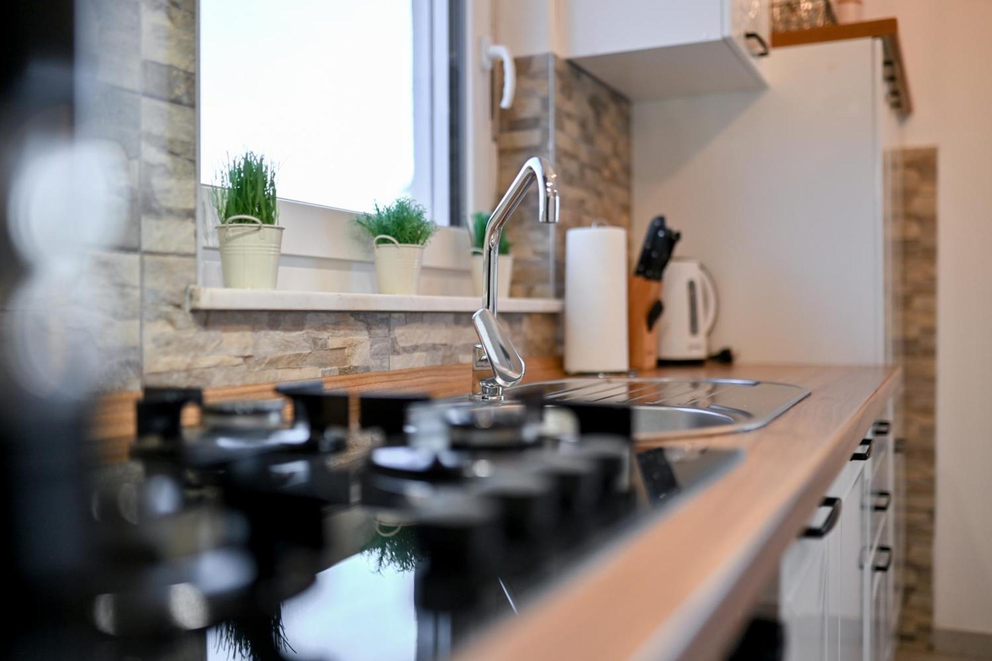Holiday Home Aprilis With Pool, Jacuzzi And Sauna Galovac  Exteriör bild